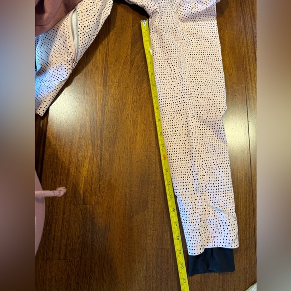 Lululemon runaway lightweight jacket - Picture 14 of 16